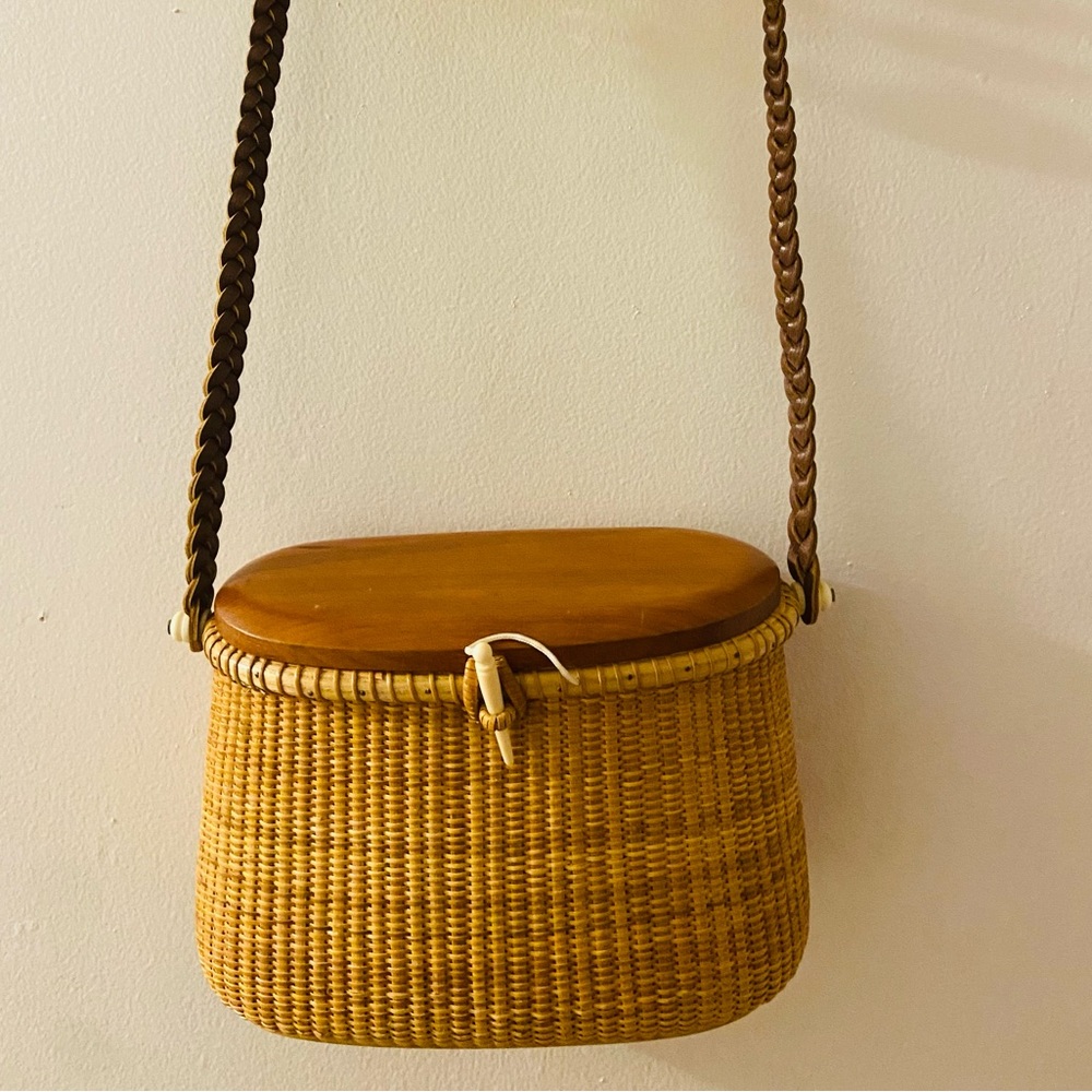 Beautiful Genuine wood,Leather Straw Bag with Real Ivory Closure. Shoulder strap